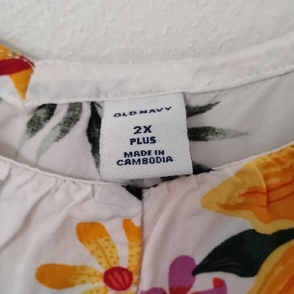 Old Navy Floral Ruffle Blouse - Red, Pink, Yellow - Picture 2 of 6